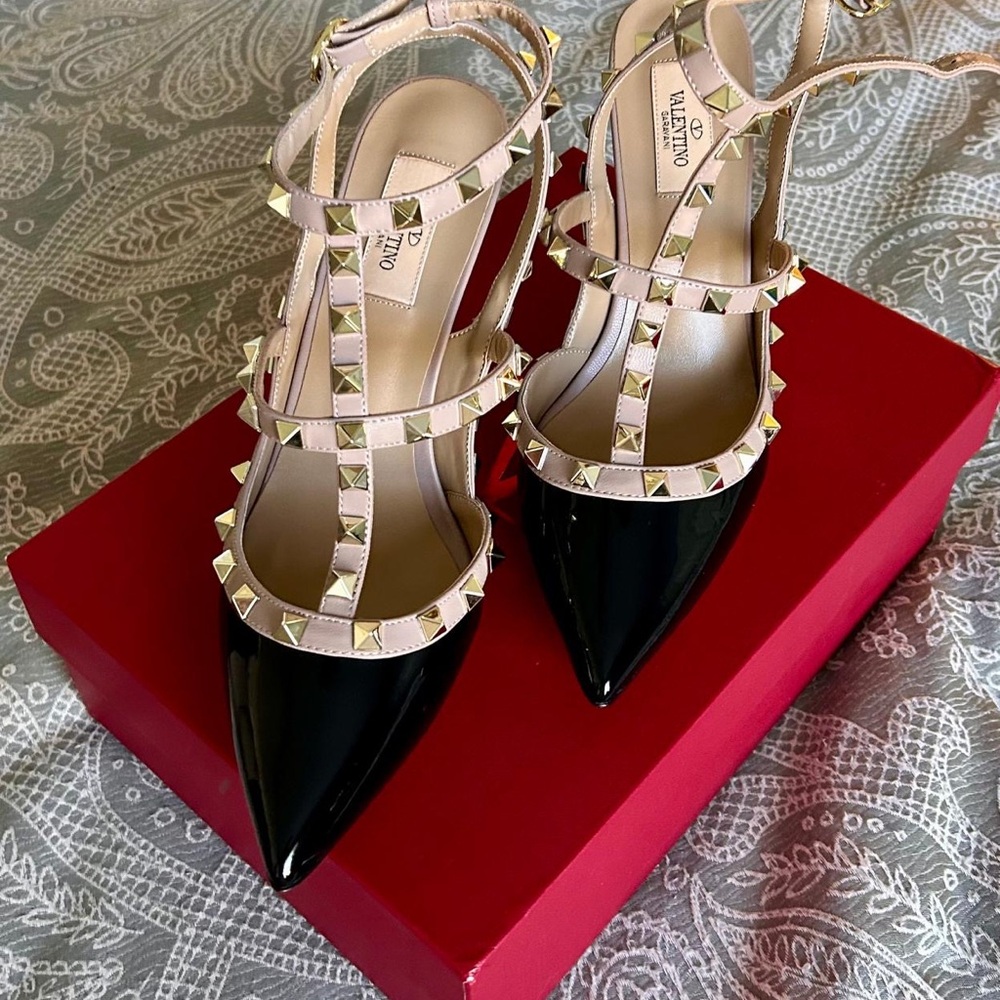 Valentino Rockstud Slingback Heels – Patent Black, EU 40, US 9.5-10 — New in Box